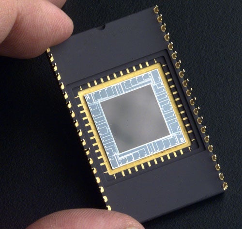 Charge-coupled device